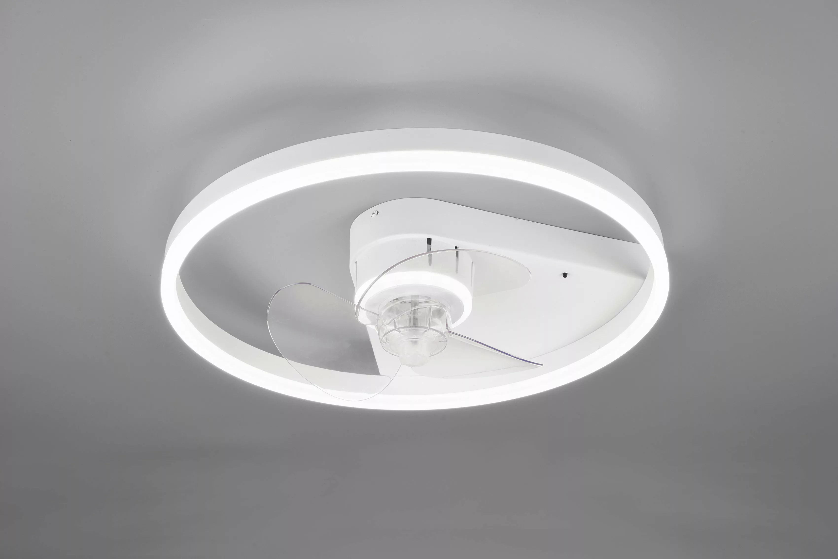 TRIO Leuchten LED Deckenleuchte »Borgholm«, mit Ventilator, Fernbedienung u günstig online kaufen