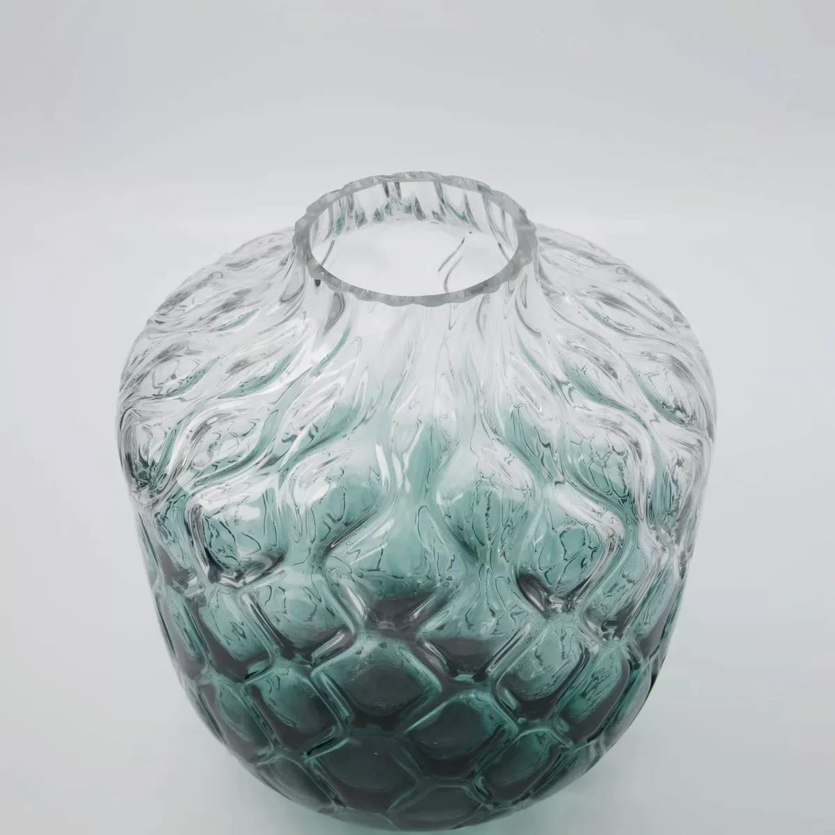 Mundgeblasene Vase Art Deco aus Glas in Grün mit Relief günstig online kaufen