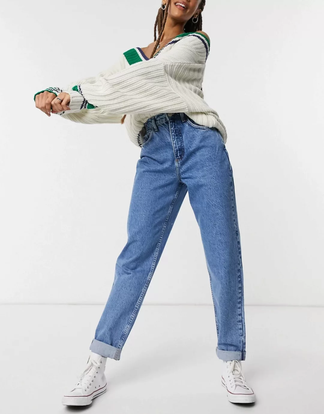 ASOS DESIGN – Slouchy – Hoch geschnittene, lockere Mom-Jeans in mittlerer W günstig online kaufen