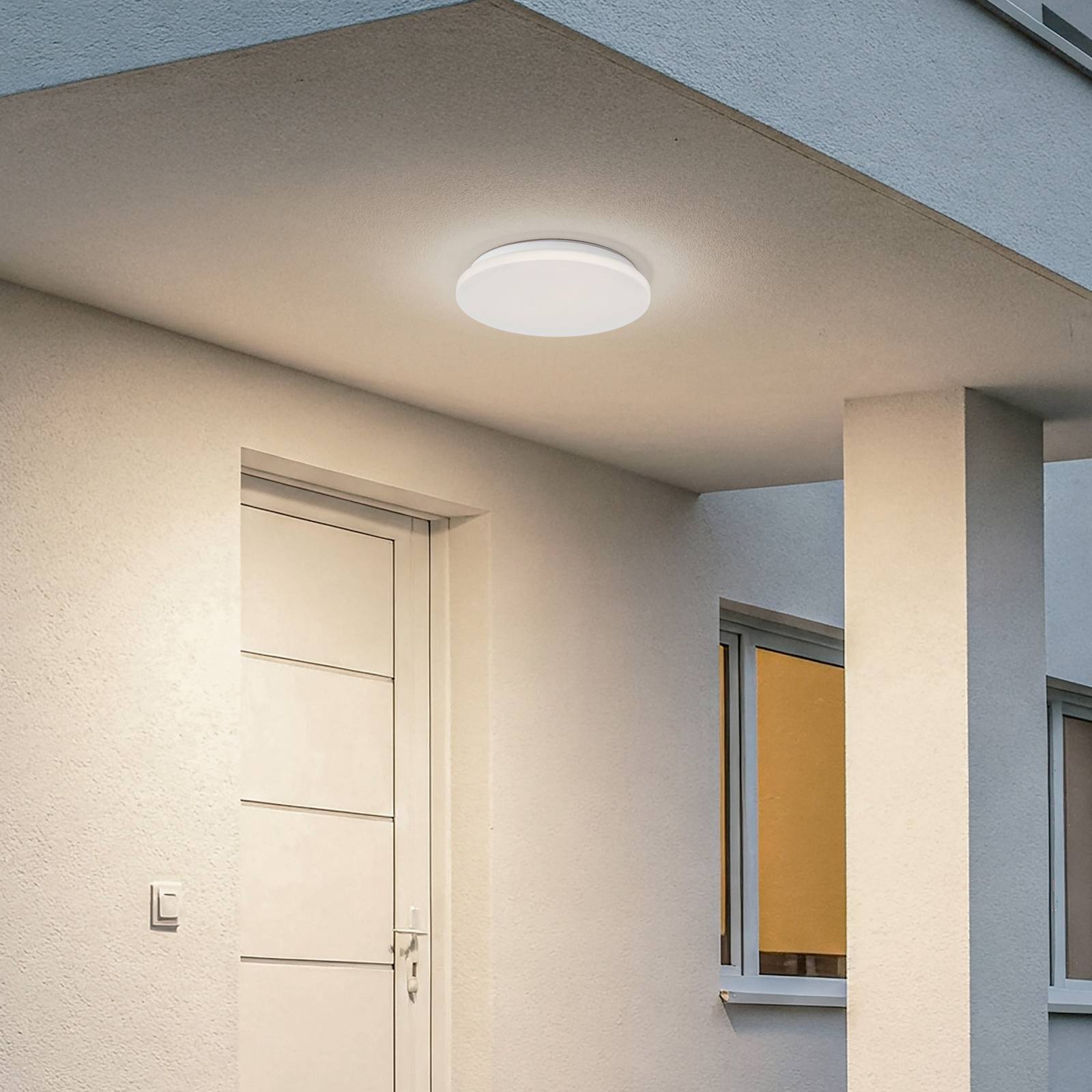 Lindby LED-Außendeckenleuchte Kirkola, 3000 K, Ø 34 cm, weiß günstig online kaufen