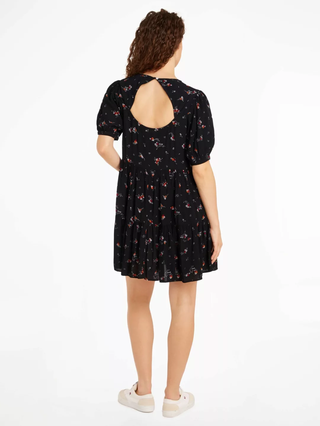 Tommy Jeans Curve Blusenkleid TJW BLACK FLORAL TIERD DRESS EXT Große Größen günstig online kaufen