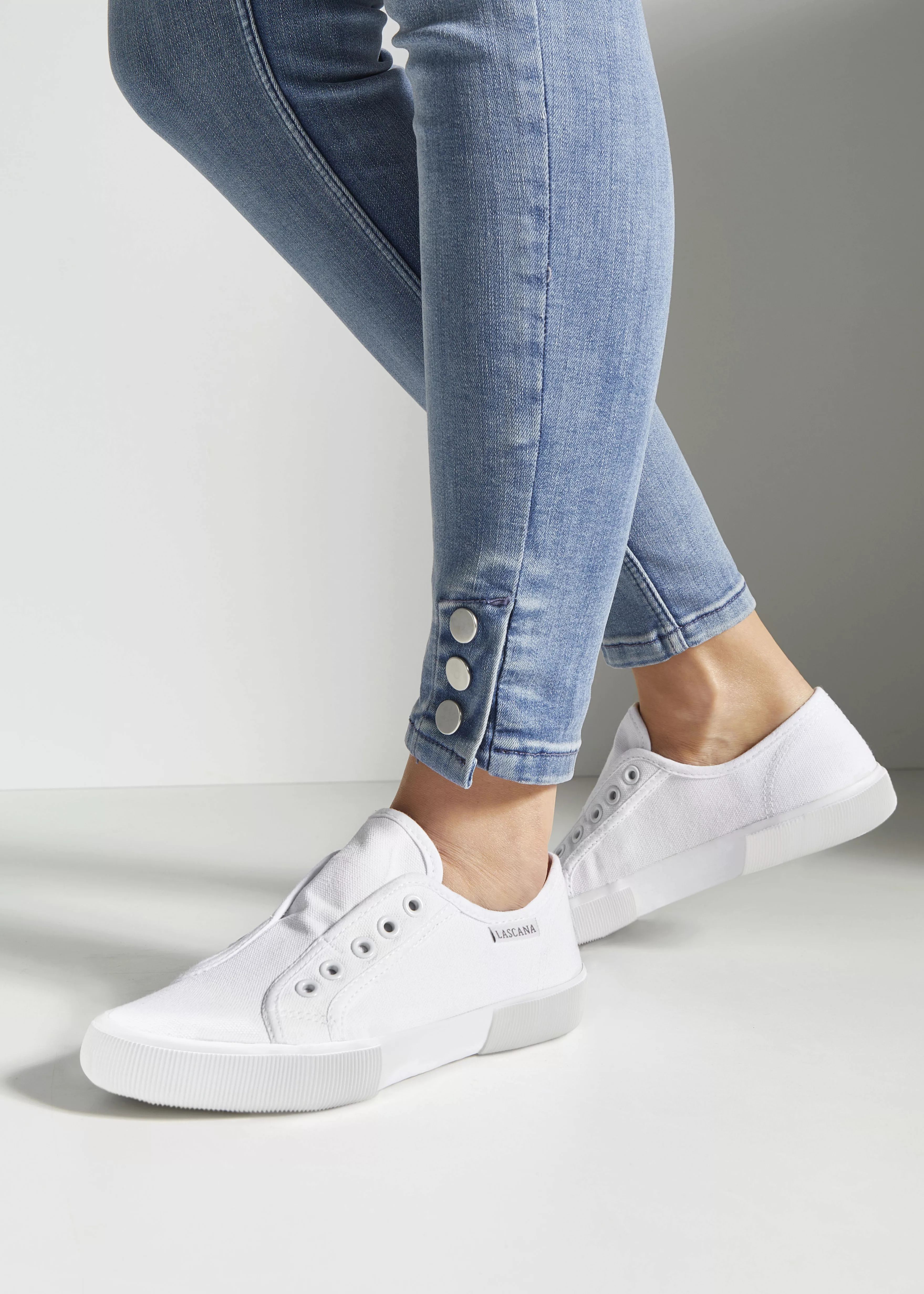 LASCANA Sneaker, Slipper, Halbschuh, Slip-On-Sneaker bequem zum Reinschlüpf günstig online kaufen