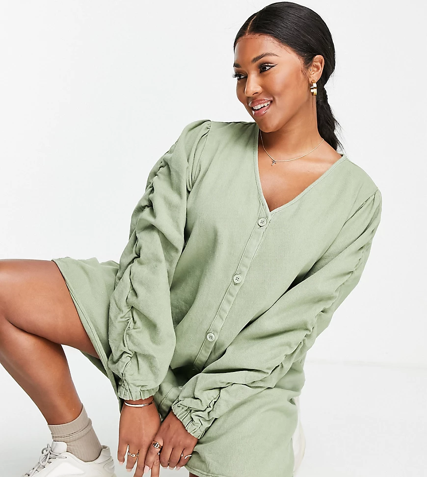 Missguided Plus – Minikleid mit Knopfleiste in Khaki-Grün günstig online kaufen