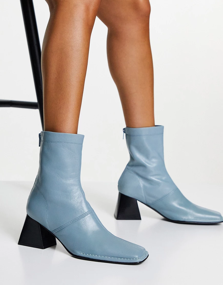 Topshop – Hazel – Ankle-Boots aus Leder in Blau mit Blockabsatz günstig online kaufen