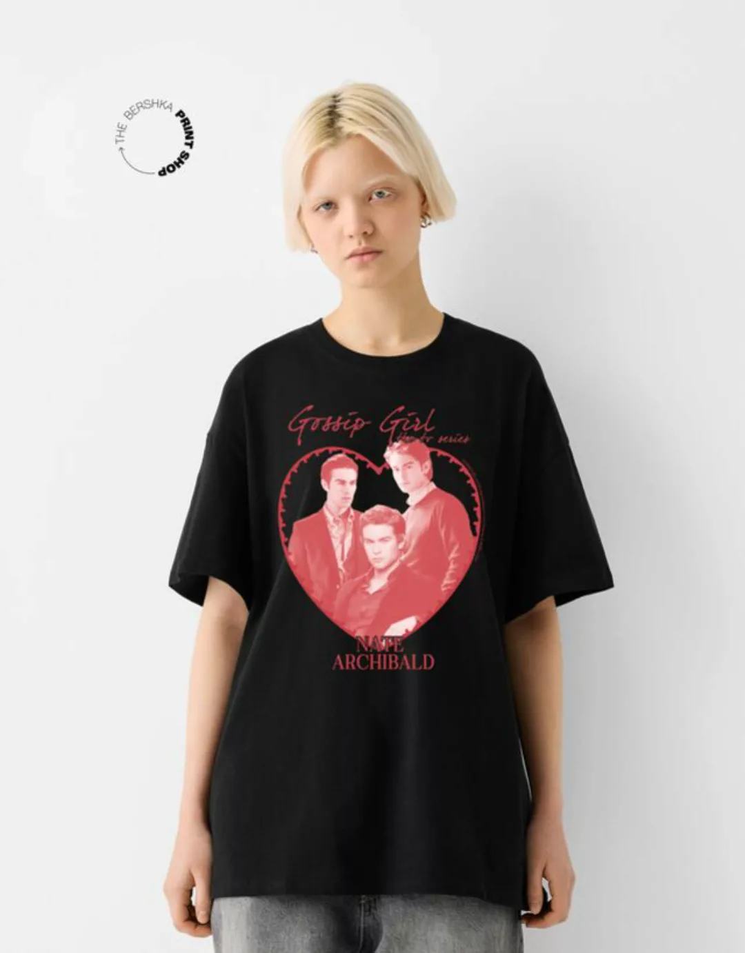 Bershka T-Shirt Gossip Girl Mit Kurzen Ärmeln Damen M Schwarz günstig online kaufen