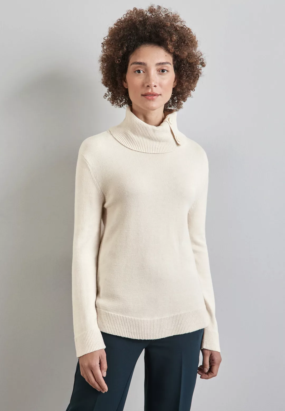 STREET ONE Rollkragenpullover, mit Knopf Details günstig online kaufen