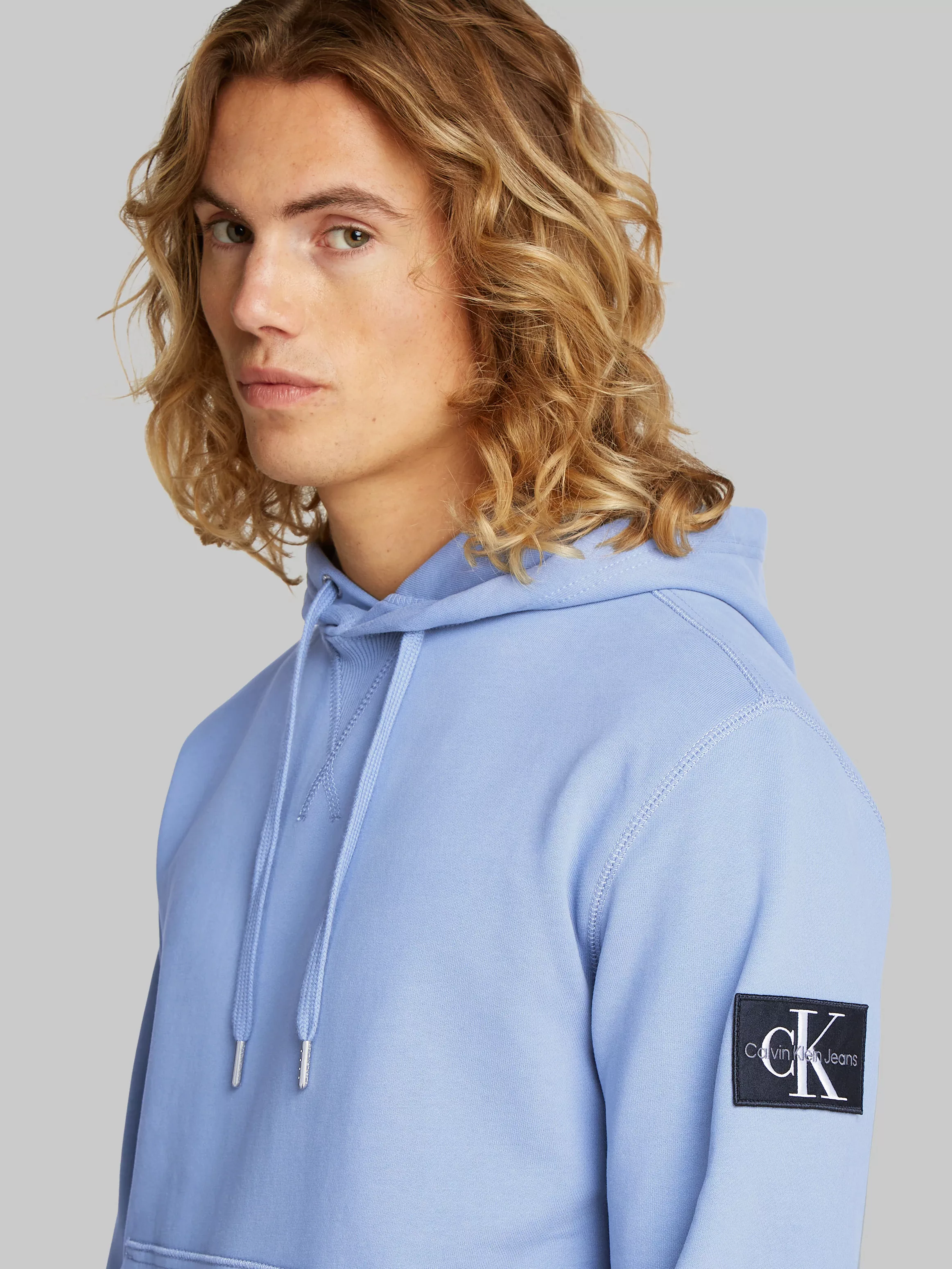 Calvin Klein Jeans Kapuzensweatshirt BADGE HOODIE mit Logopatch günstig online kaufen