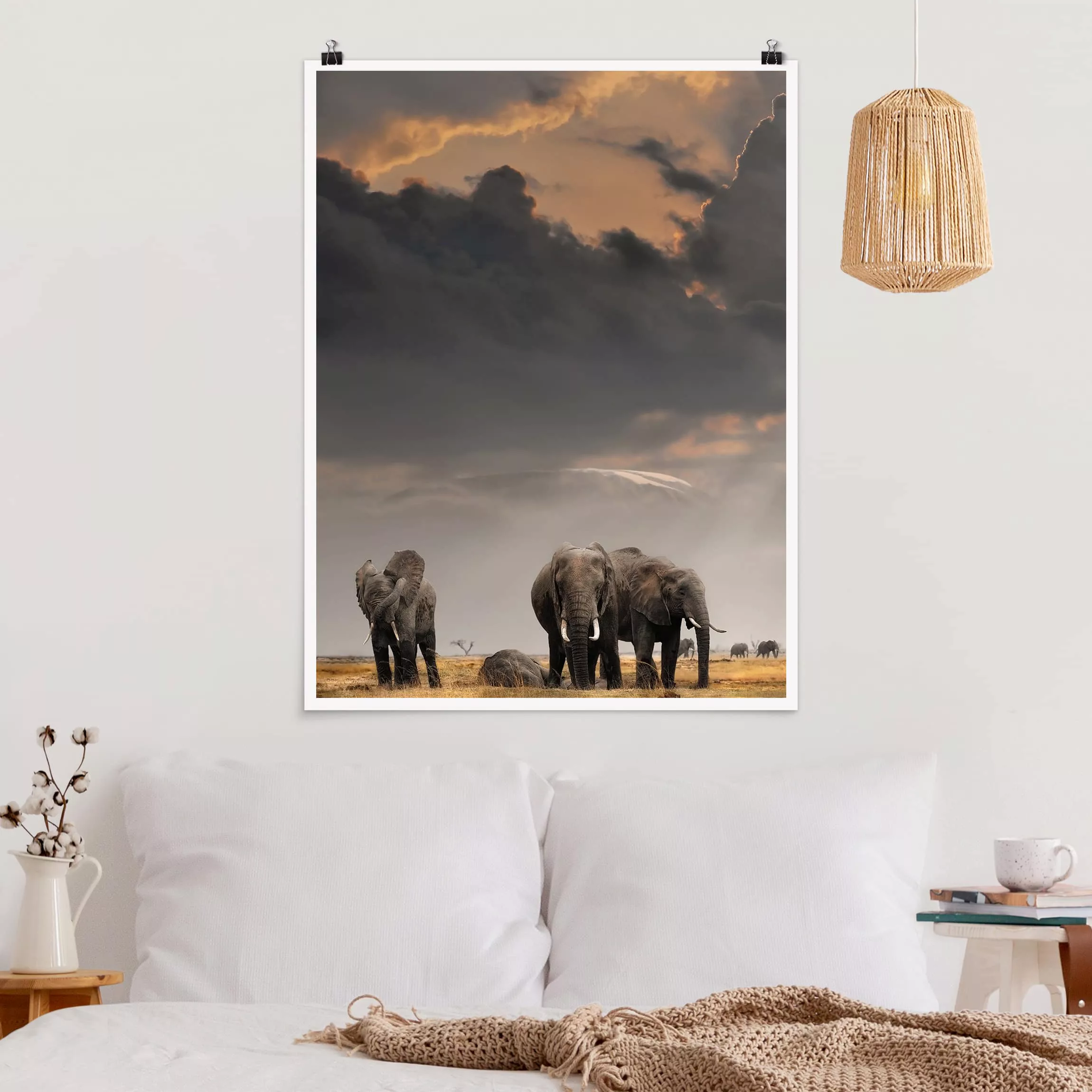 Poster Tiere - Hochformat Elefanten der Savanne günstig online kaufen