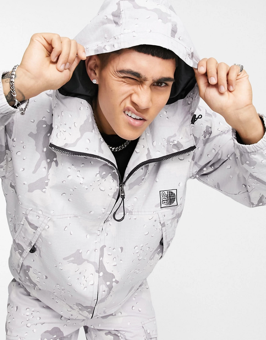 Topman – Jacke aus Ripstop-Material mit Military-Muster-Mehrfarbig günstig online kaufen