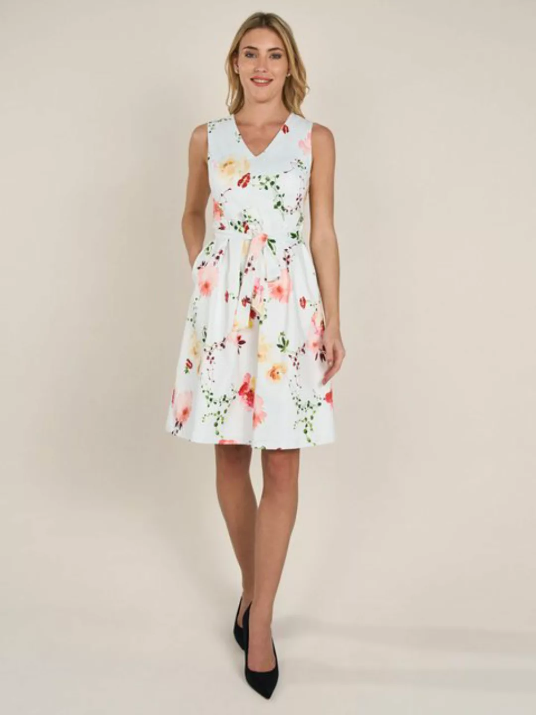 Apart Cocktailkleid aus matt glänzendem Satin mit allover Flower- Print günstig online kaufen