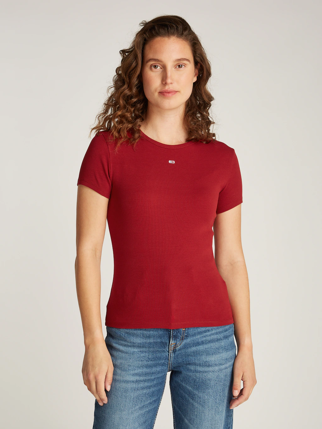 Tommy Jeans T-Shirt TJW SLIM ESSENTIAL RIB SS mit Logostickerei günstig online kaufen