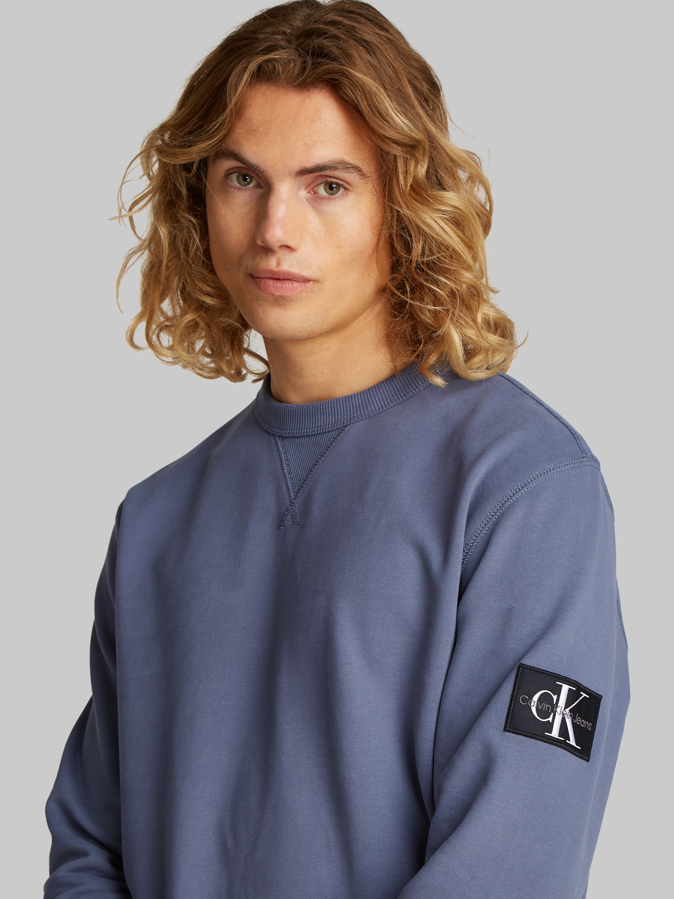 Calvin Klein Jeans Sweatshirt BADGE CREW NECK mit Logopatch günstig online kaufen