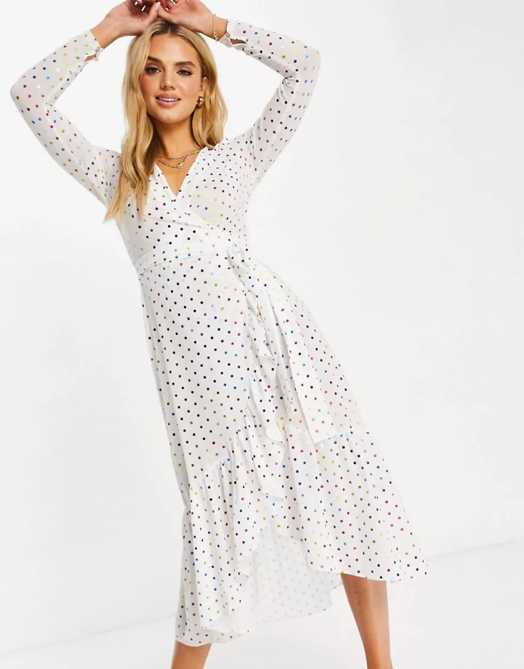 Never Fully Dressed – Midi-Wickelkleid in Weiß mit Bindedetail und Punktemu günstig online kaufen