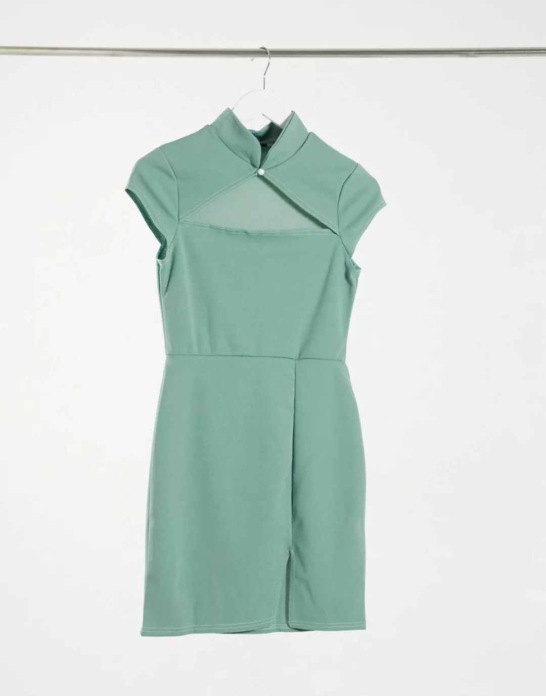 I Saw It First – Grünes Bodycon-Kleid aus Neopren-Krepp mit Zierausschnitt günstig online kaufen