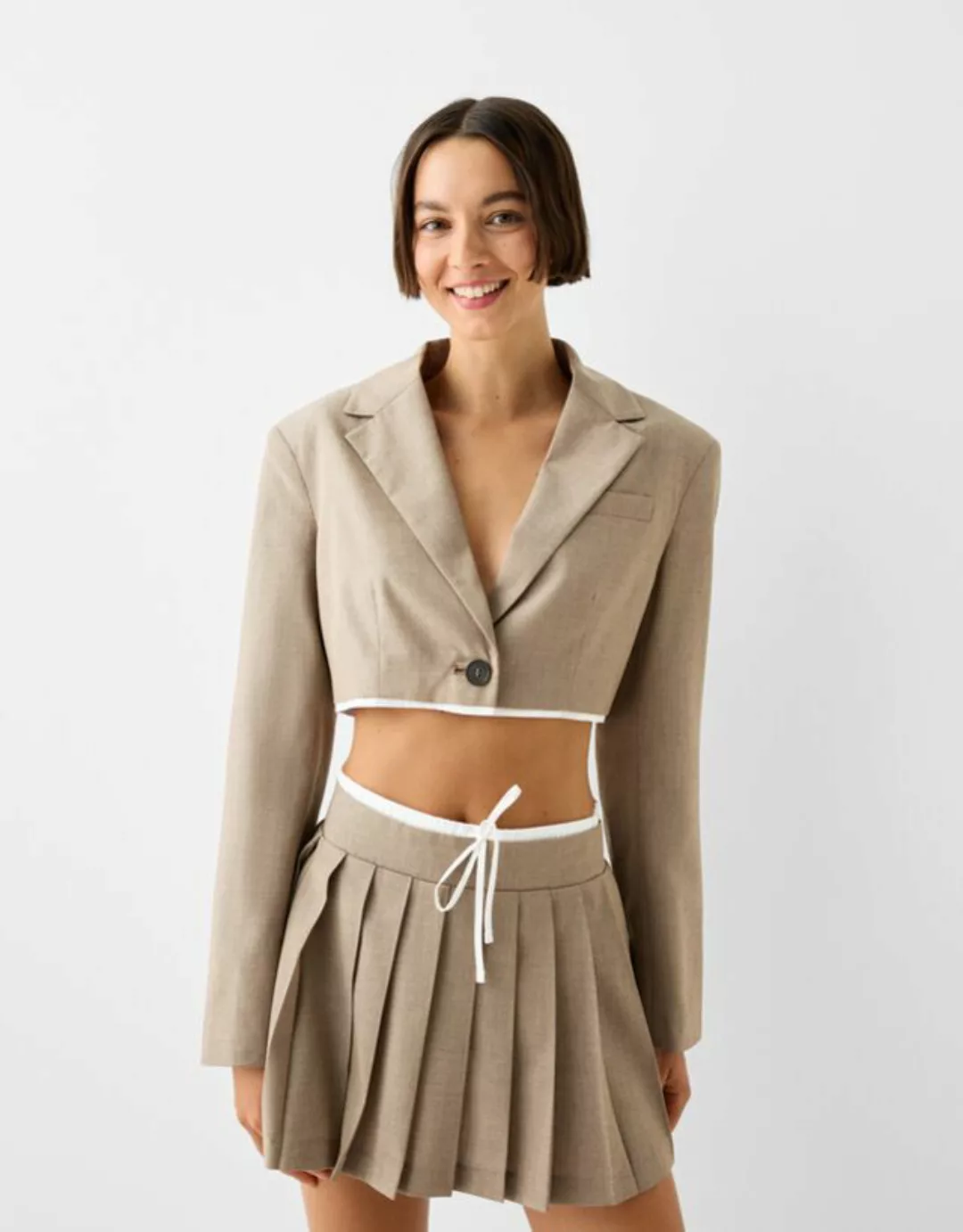 Bershka Cropped-Blazer Mit Popelin-Detail Damen M Nerzfarbe günstig online kaufen