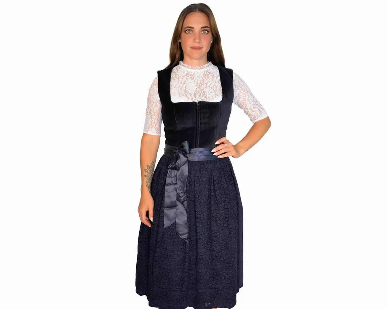 Almsach Dirndl Trachten günstig online kaufen