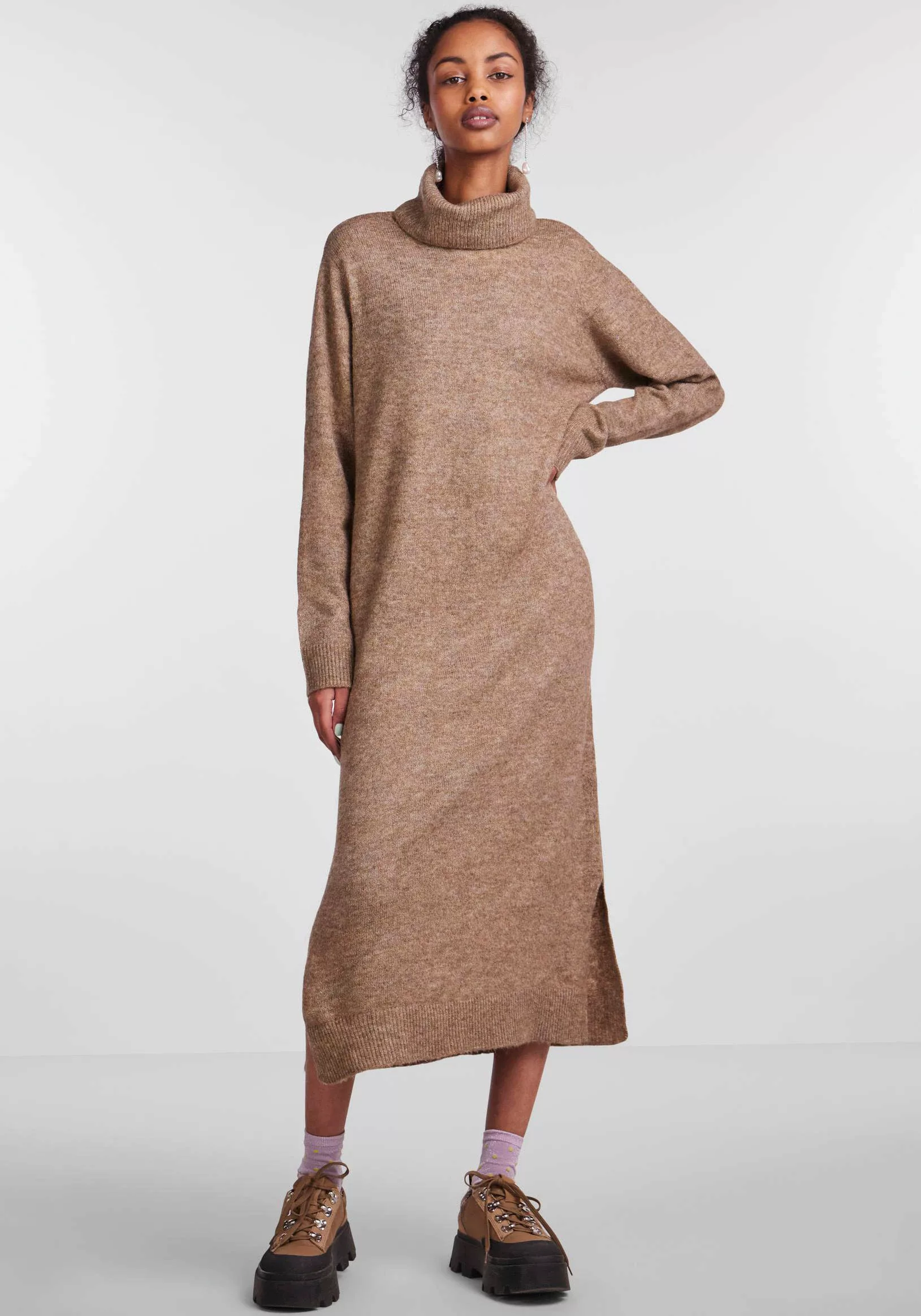 pieces Strickkleid "PCJULIANA LS ROLLNECK KNIT DRESS NOOS BC" günstig online kaufen