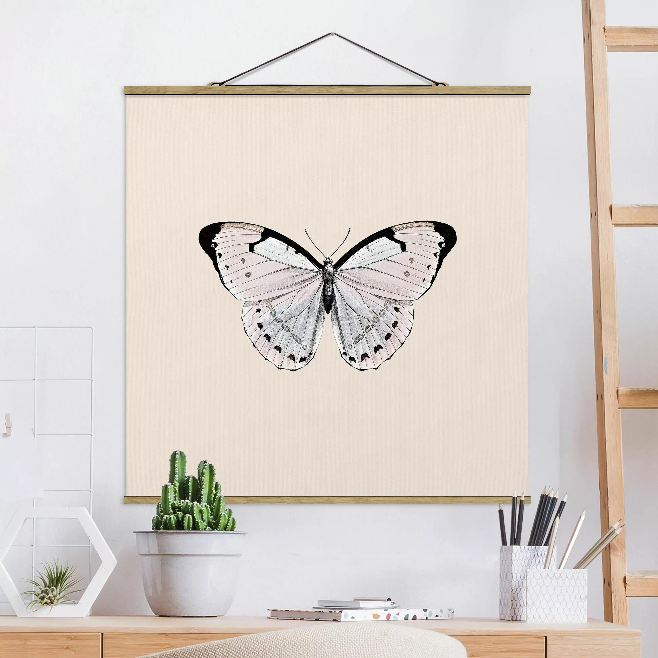 Stoffbild mit Posterleisten Schmetterling auf Beige günstig online kaufen