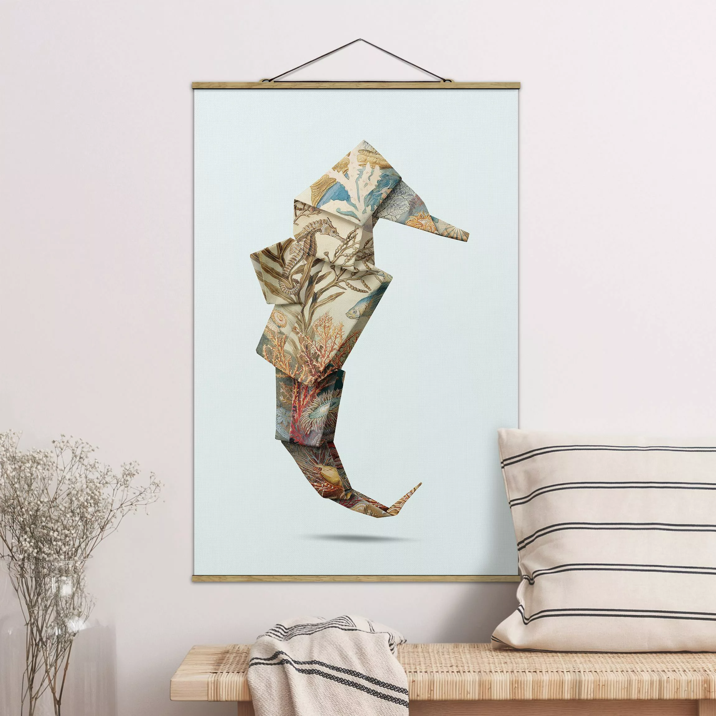 Stoffbild Tiere mit Posterleisten - Hochformat Origami Seepferdchen günstig online kaufen
