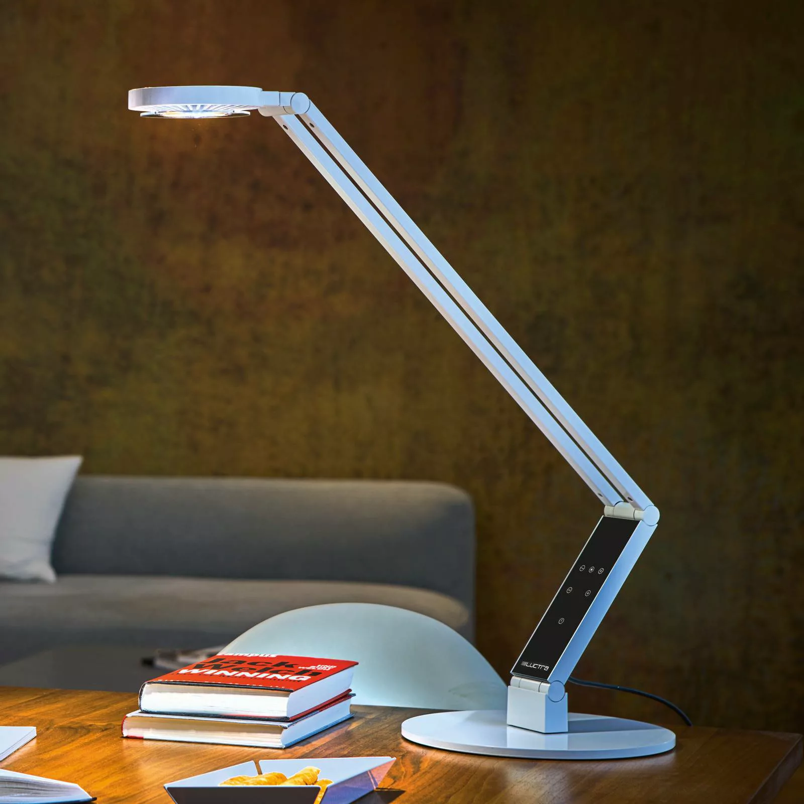 Luctra Table Radial LED-Tischleuchte Fuß weiß günstig online kaufen