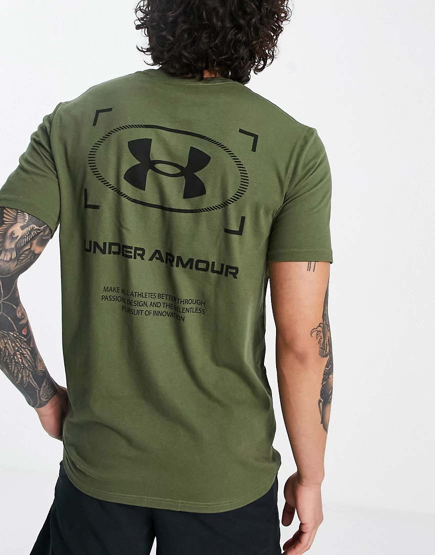 Under Armour – Utility-T-Shirt in Khaki mit Logosymbol-Grün günstig online kaufen