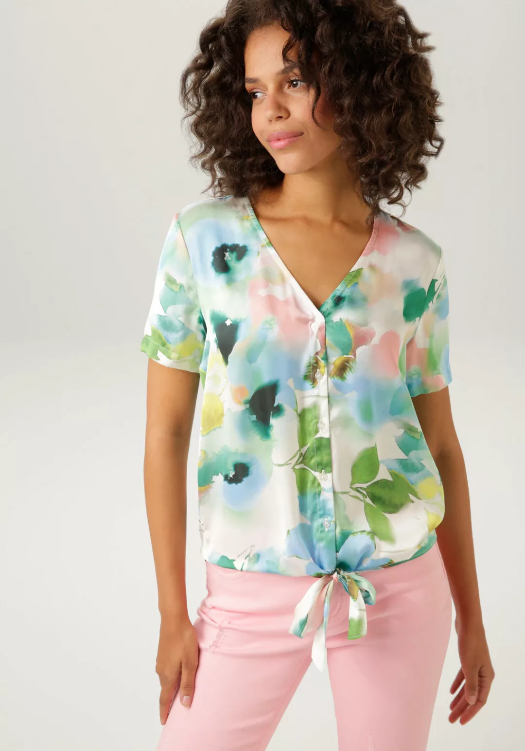Aniston CASUAL Kurzarmbluse, mit Blumendruck im Batik-Look günstig online kaufen