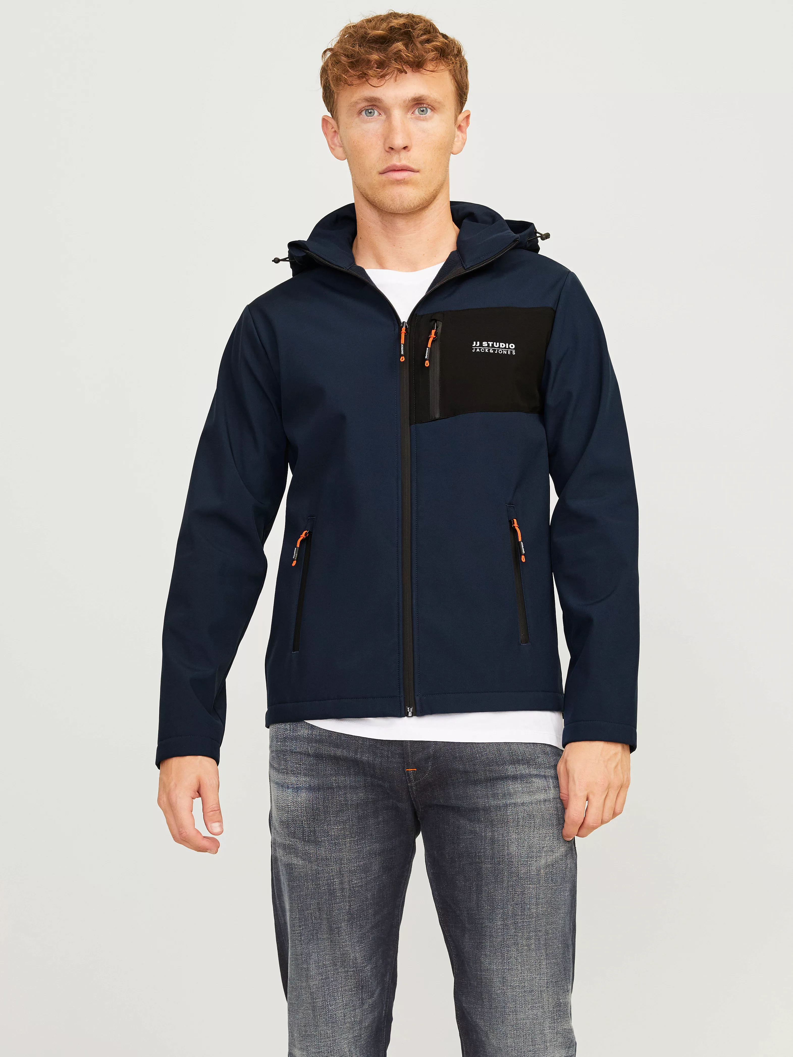 Jack & Jones Softshelljacke "JJTAYLOR SOFTSHELL JACKET", mit Kapuze günstig online kaufen