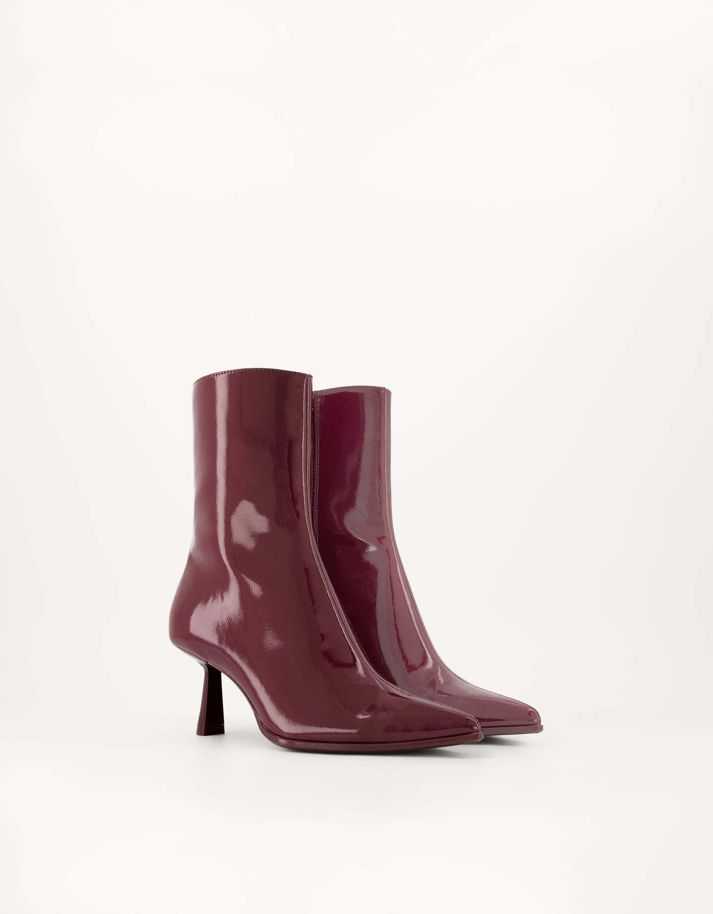 Bershka Stiefeletten In Lackoptik Mit Kitten-Heels Damen 41 Granatrot günstig online kaufen