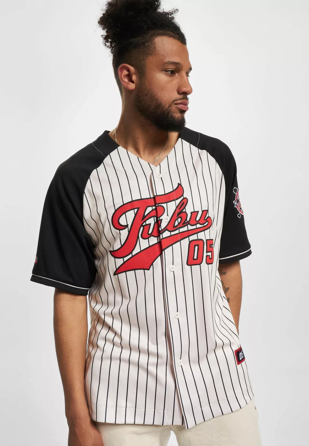 Fubu Kurzarmhemd "Fubu Herren FM231-008-1 FUBU Varsity Pinstriped Baseball günstig online kaufen