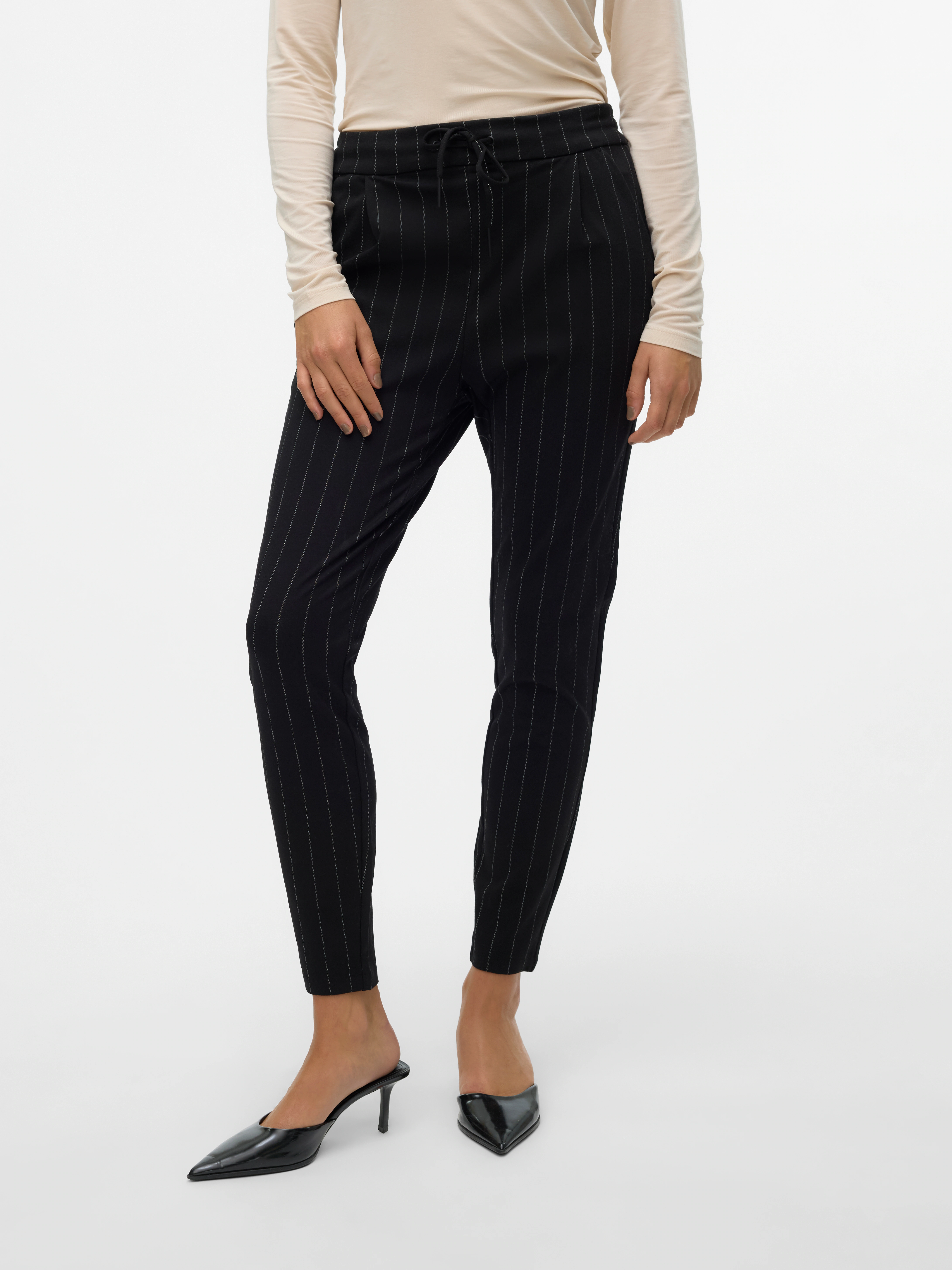 Vero Moda Jogger Pants "VMEVA MR LOOSE STRING PANT GA NOOS", hinten mit ela günstig online kaufen