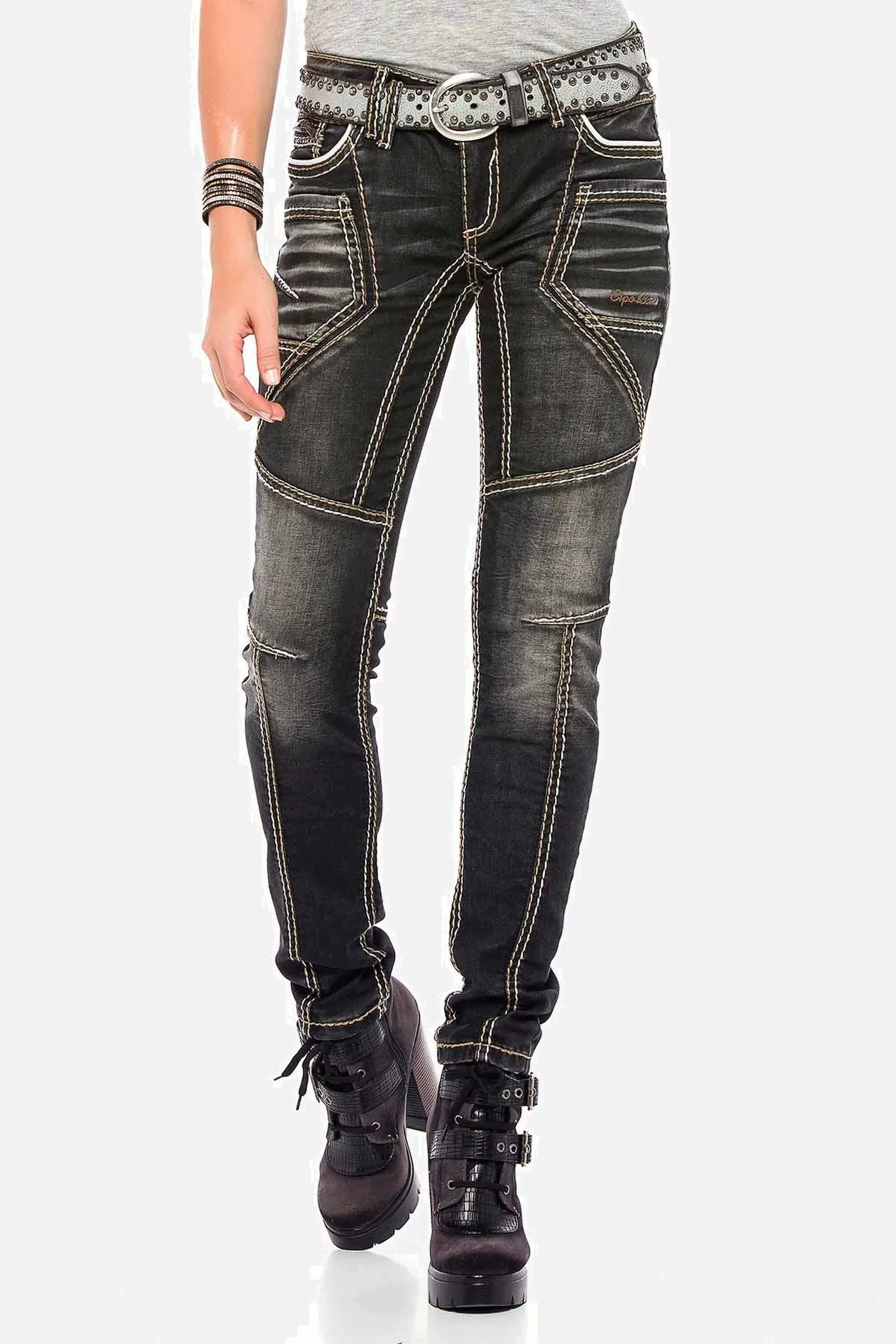 Cipo & Baxx Slim-fit-Jeans "Jeans", mit extravagantem Nahtdesign, WD382 günstig online kaufen