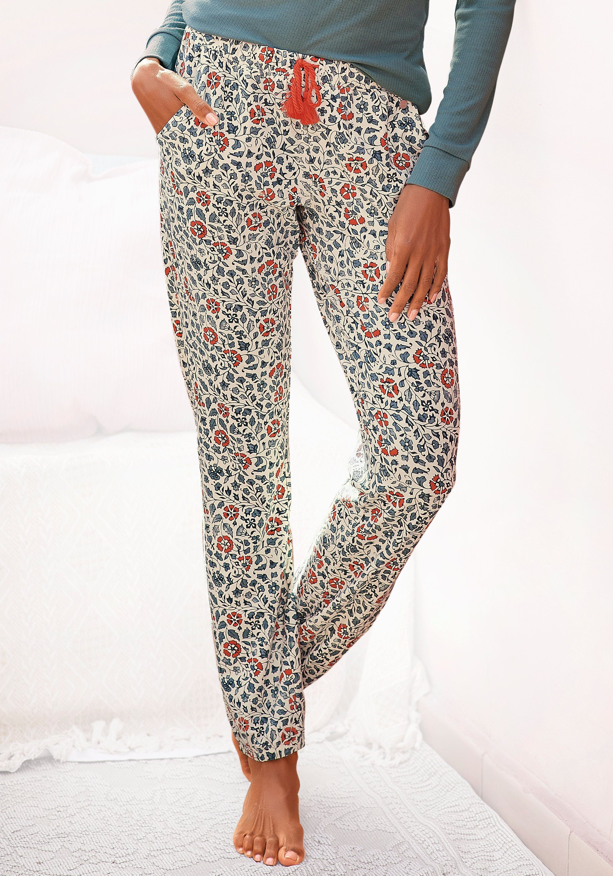 LASCANA Schlafhose, im Blumen Allover-Druck günstig online kaufen