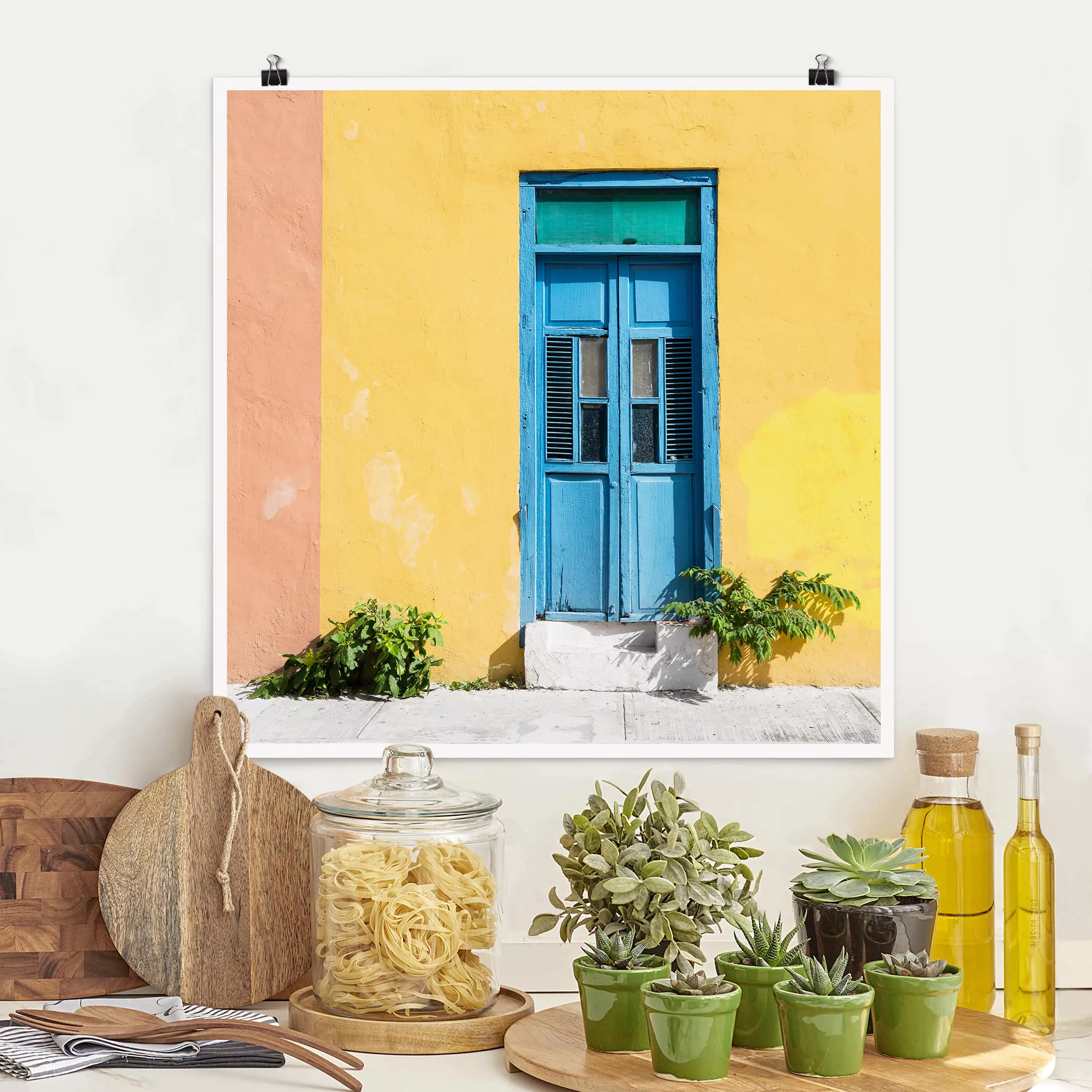 Poster Architektur & Skyline - Quadrat Bunte Wand blaue Tür günstig online kaufen