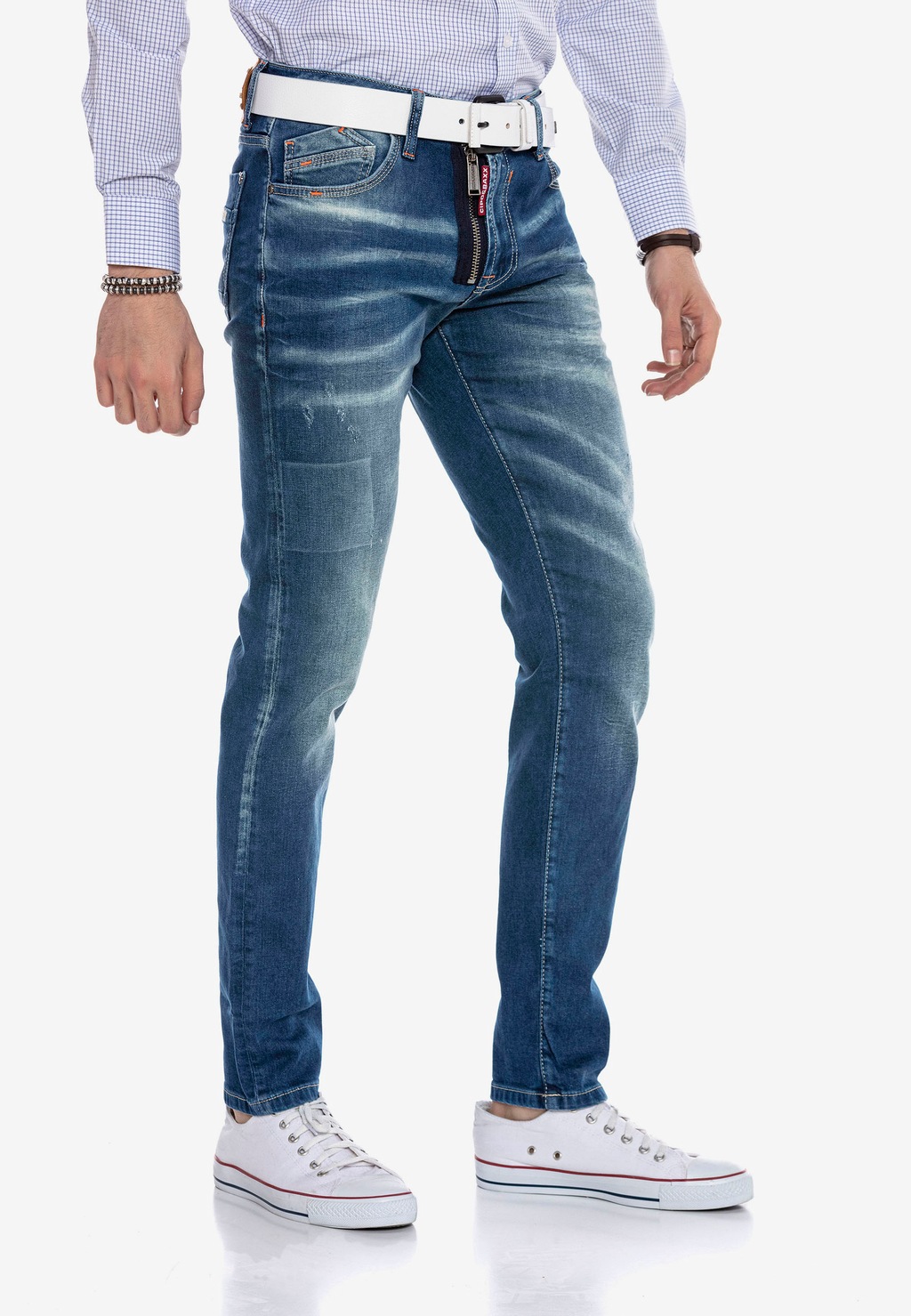 Cipo & Baxx Bequeme Jeans, mit trendigen Used-Elementen günstig online kaufen