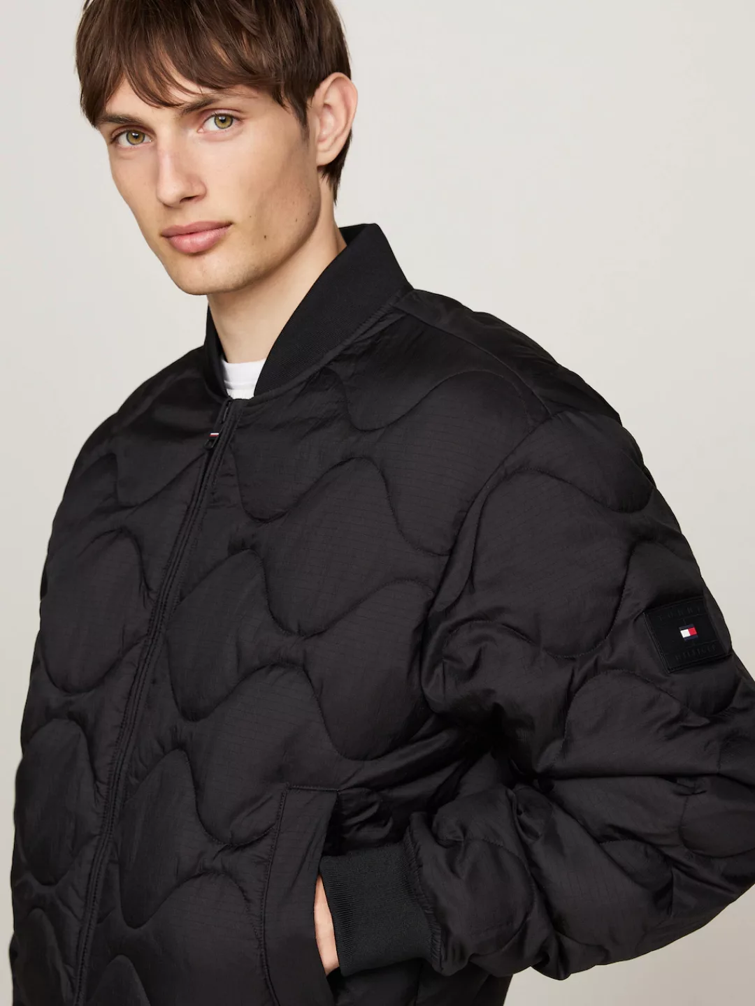 Tommy Hilfiger Steppjacke "ONION QUILTED BOMBER", ohne Kapuze, mit Stehkrag günstig online kaufen