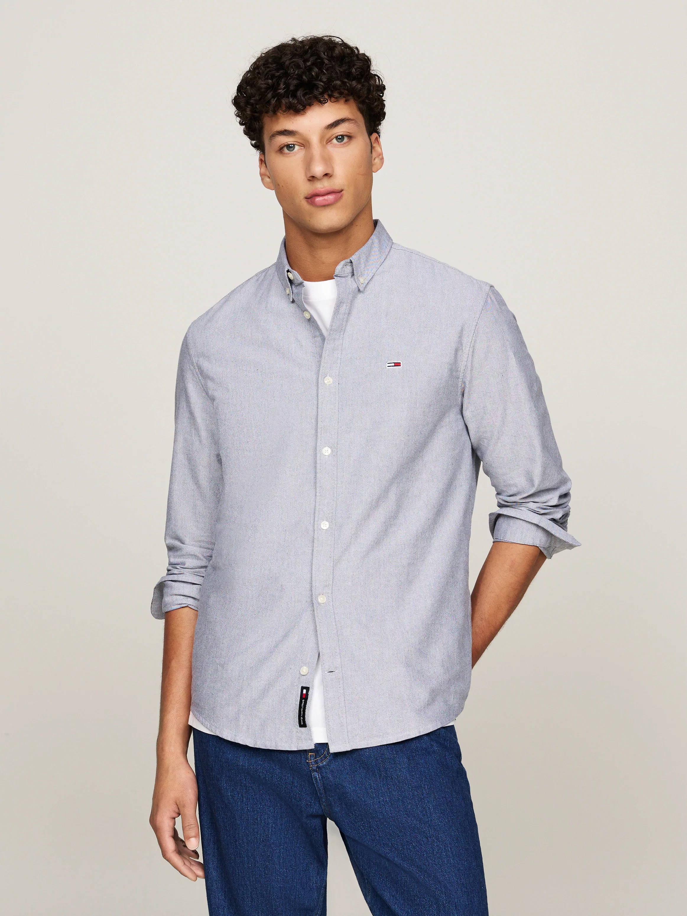 Tommy Jeans Langarmhemd TJM ENTRY REG OXFORD SHIRT mit Logoprägung günstig online kaufen