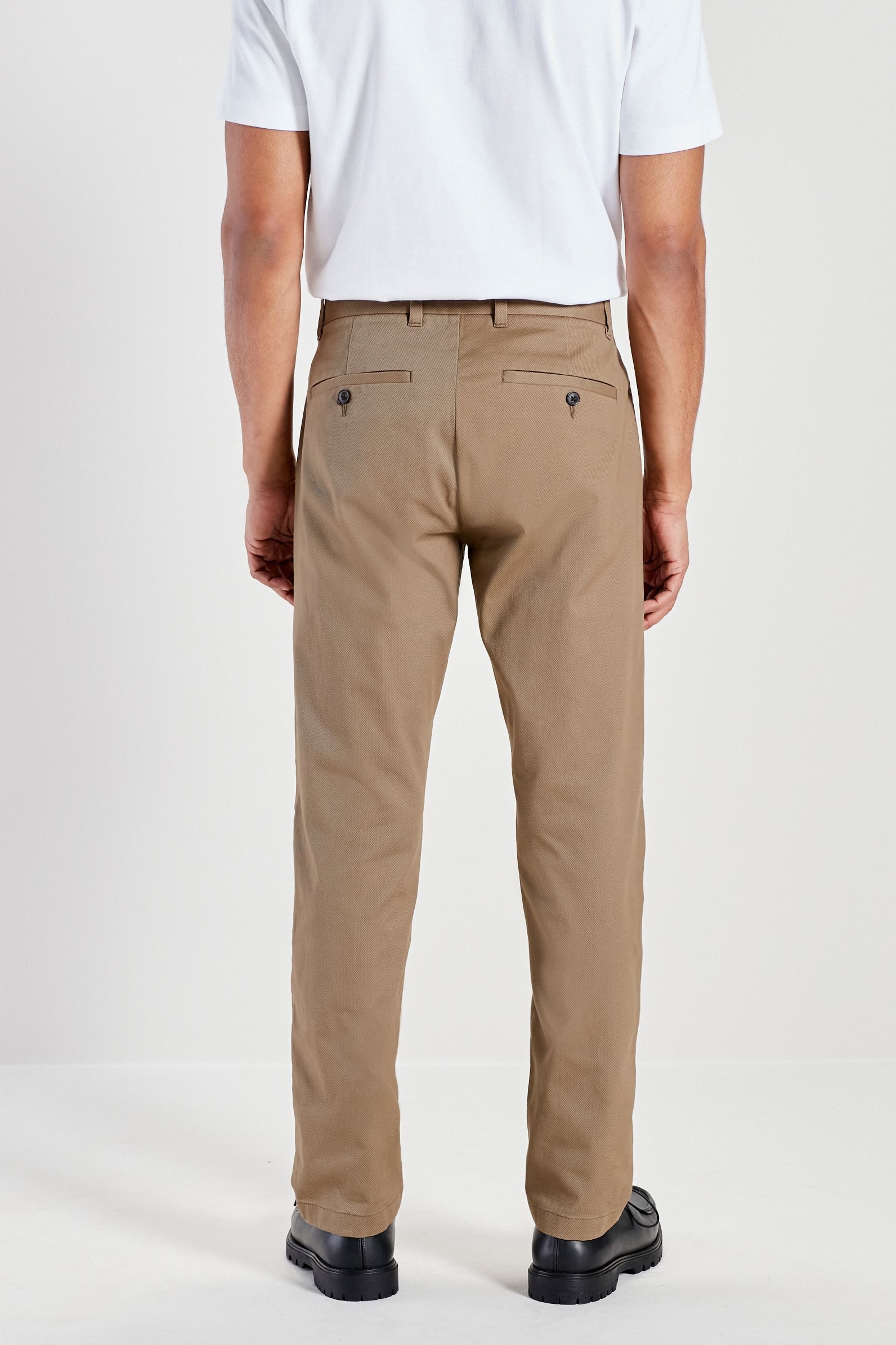 Next Chinohose Weiche Straight Fit Stretch-Chinohose günstig online kaufen