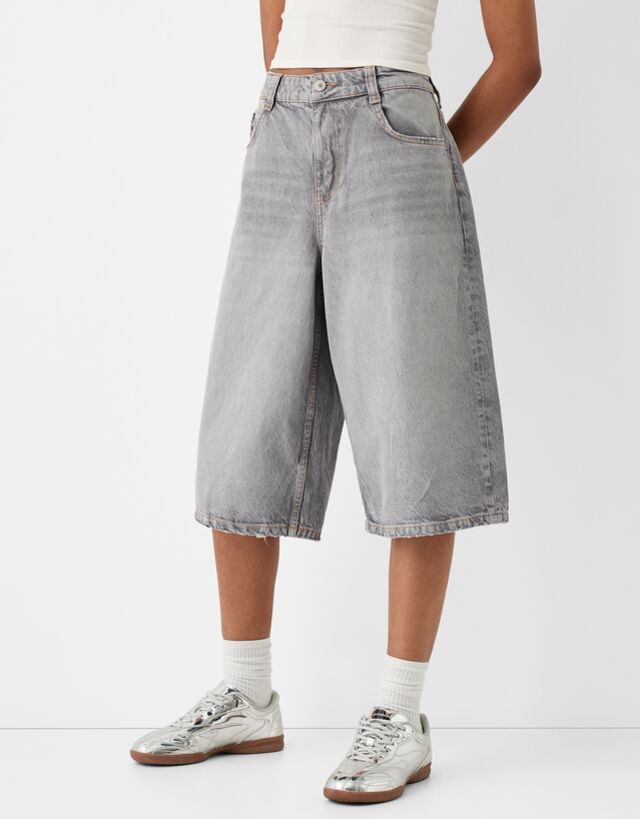 Bershka Jort-Bermudas Aus Denim Im Baggy-Stil Damen 44 Grau günstig online kaufen