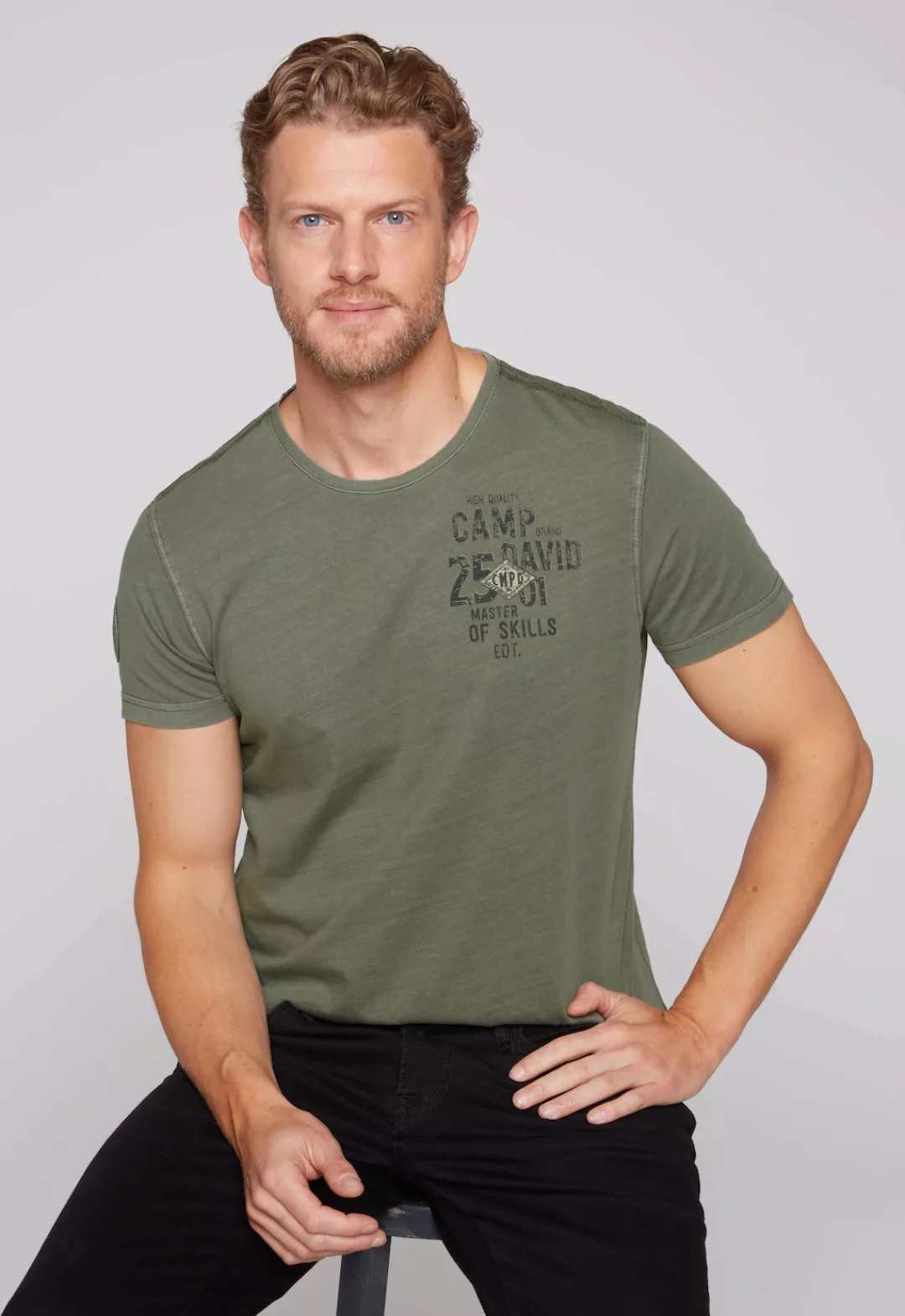 CAMP DAVID T-Shirt mit Logo-Bestickung am Ärmel günstig online kaufen