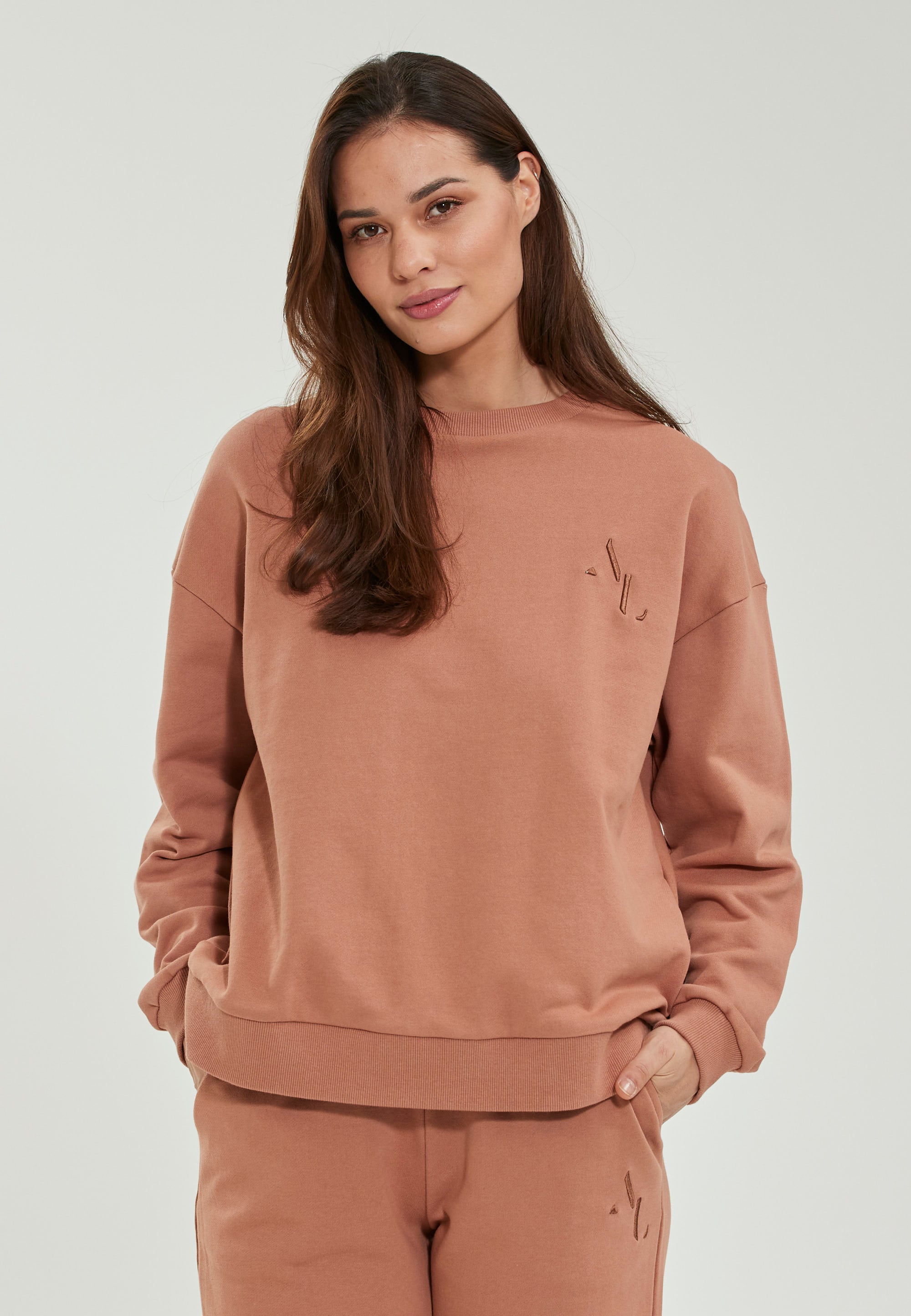 ATHLECIA Sweatshirt "Lia", im lässigen Oversized-Schnitt günstig online kaufen