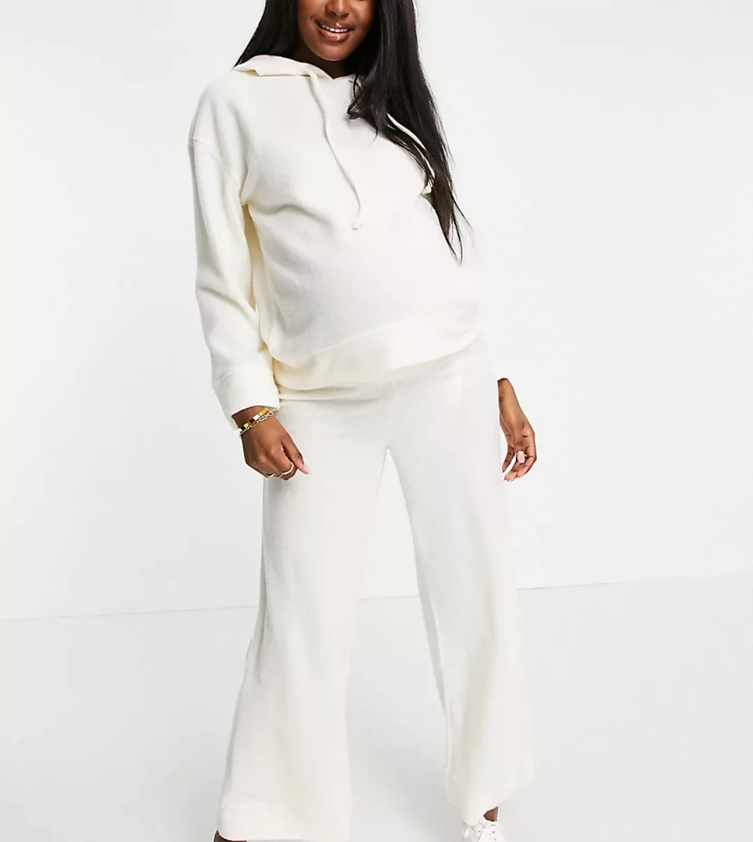 Pieces Maternity – Lounge-Kapuzenpullover mit weiten Ärmeln in Creme, Kombi günstig online kaufen