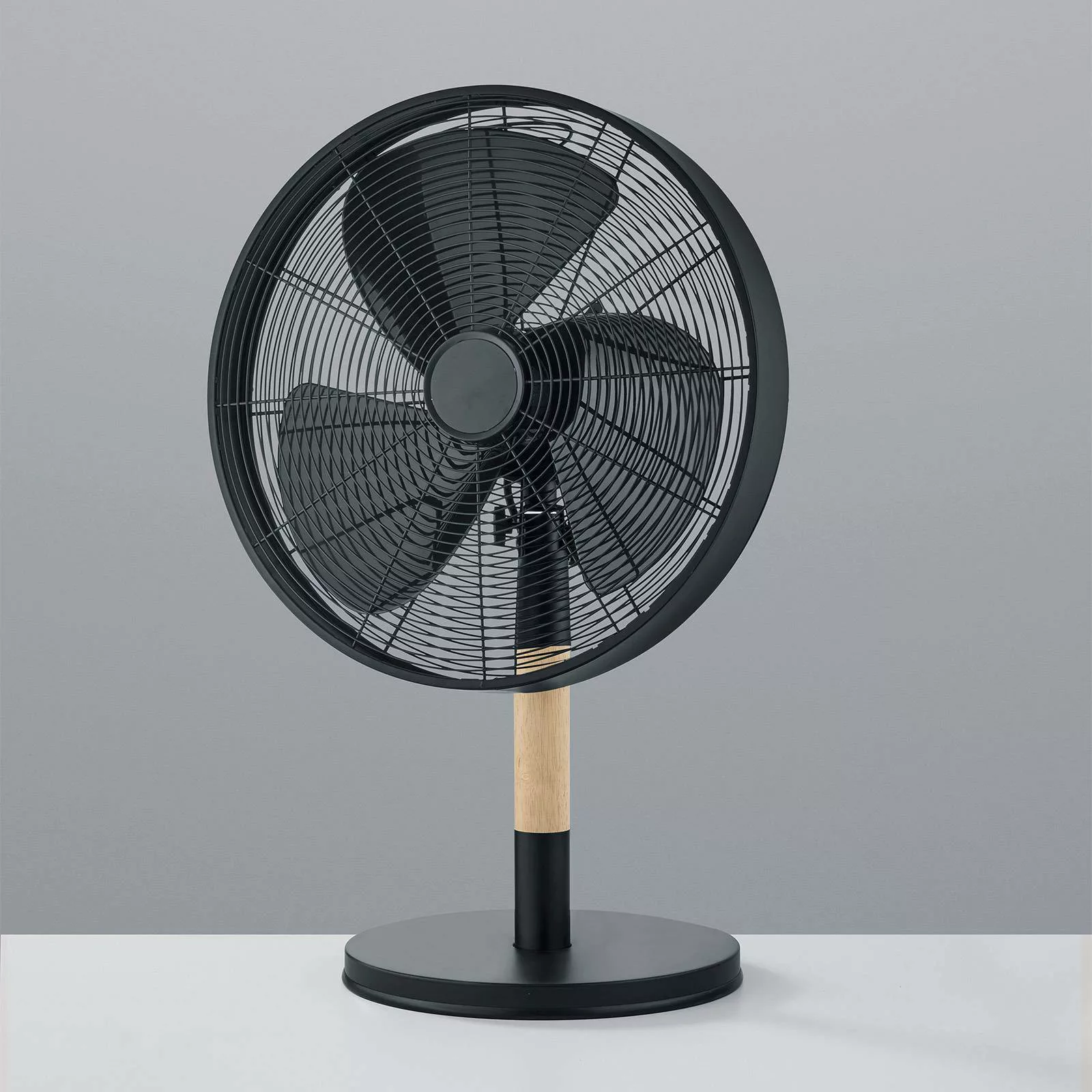 Tischventilator Viking, schwarz mit Holzelement günstig online kaufen