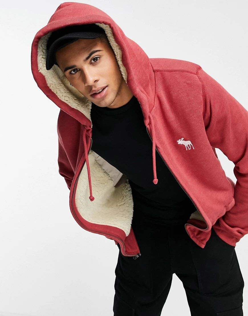 Abercrombie & Fitch – Kapuzenpullover in Rot günstig online kaufen