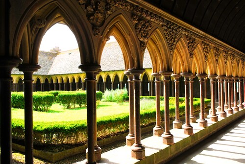 Papermoon Fototapete »Saint Michel Cloister« günstig online kaufen