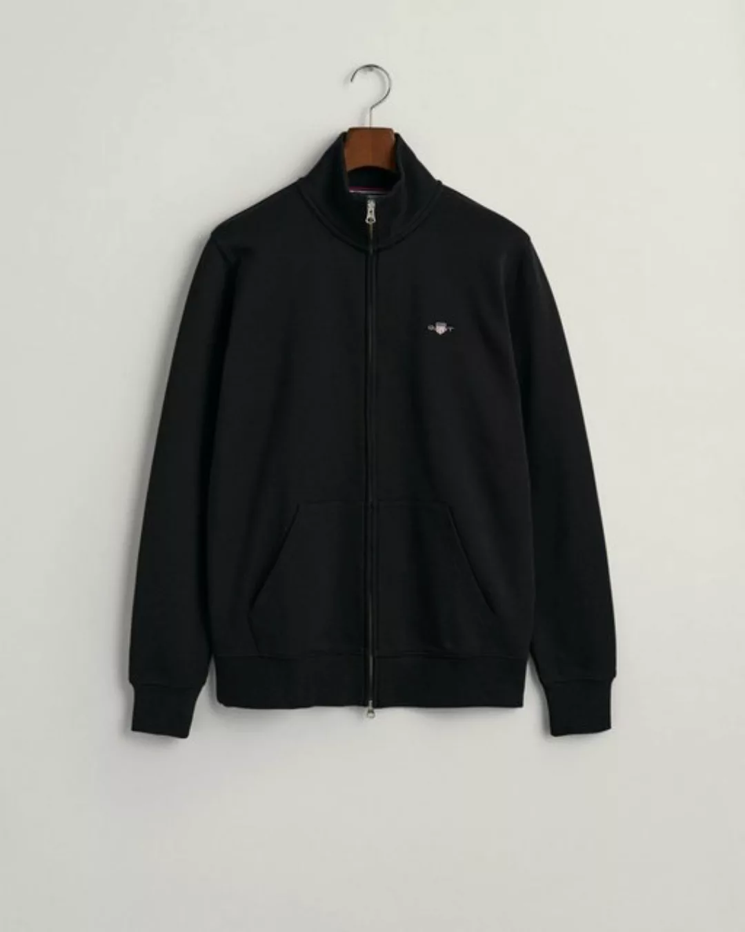 Gant Sweatjacke "REG SHIELD FULL ZIP SWEAT", mit Logostickerei auf der Brus günstig online kaufen