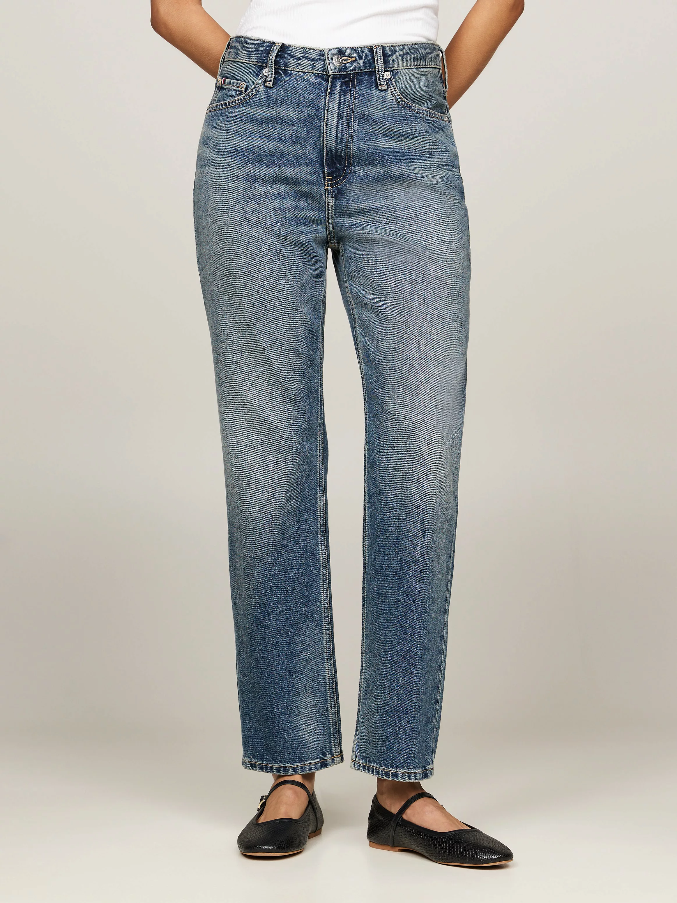 Tommy Hilfiger Straight-Jeans "CLASSIC STRAIGHT HW A TWIST BETH", mit Tommy günstig online kaufen