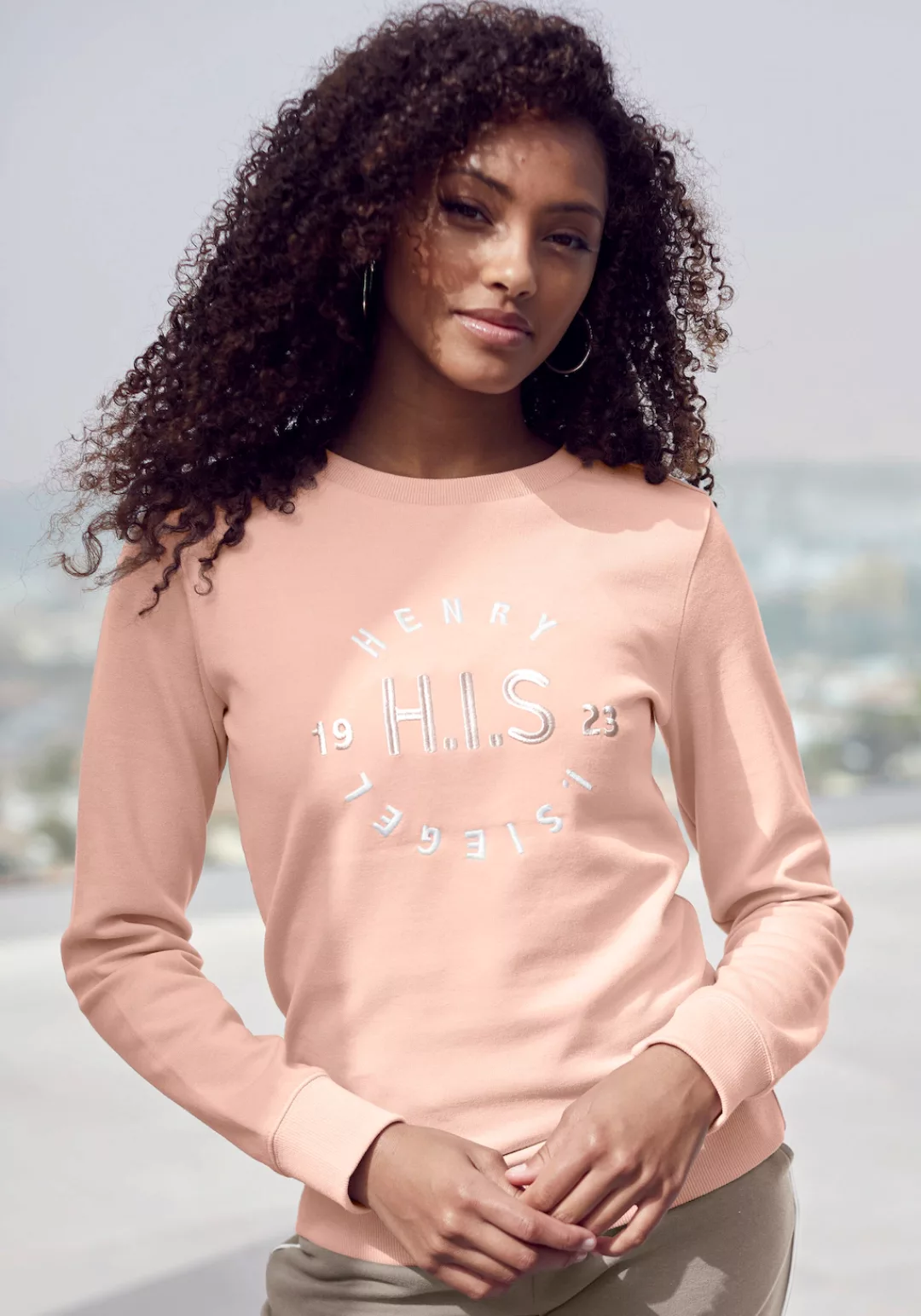 H.I.S Sweatshirt mit großer Logo Stickerei, Loungeanzug günstig online kaufen