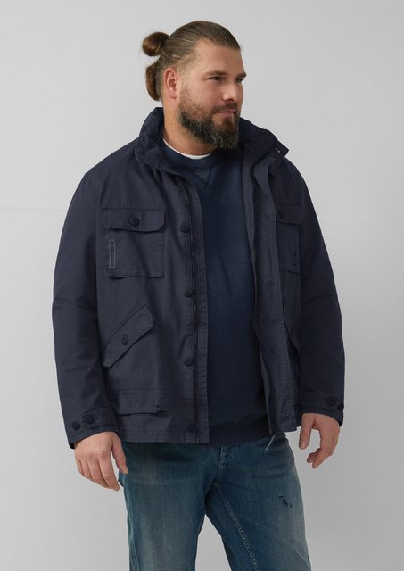 s.Oliver Outdoorjacke Jacke im Utility-Stil mit Kapuze im Kragen Label-Patc günstig online kaufen