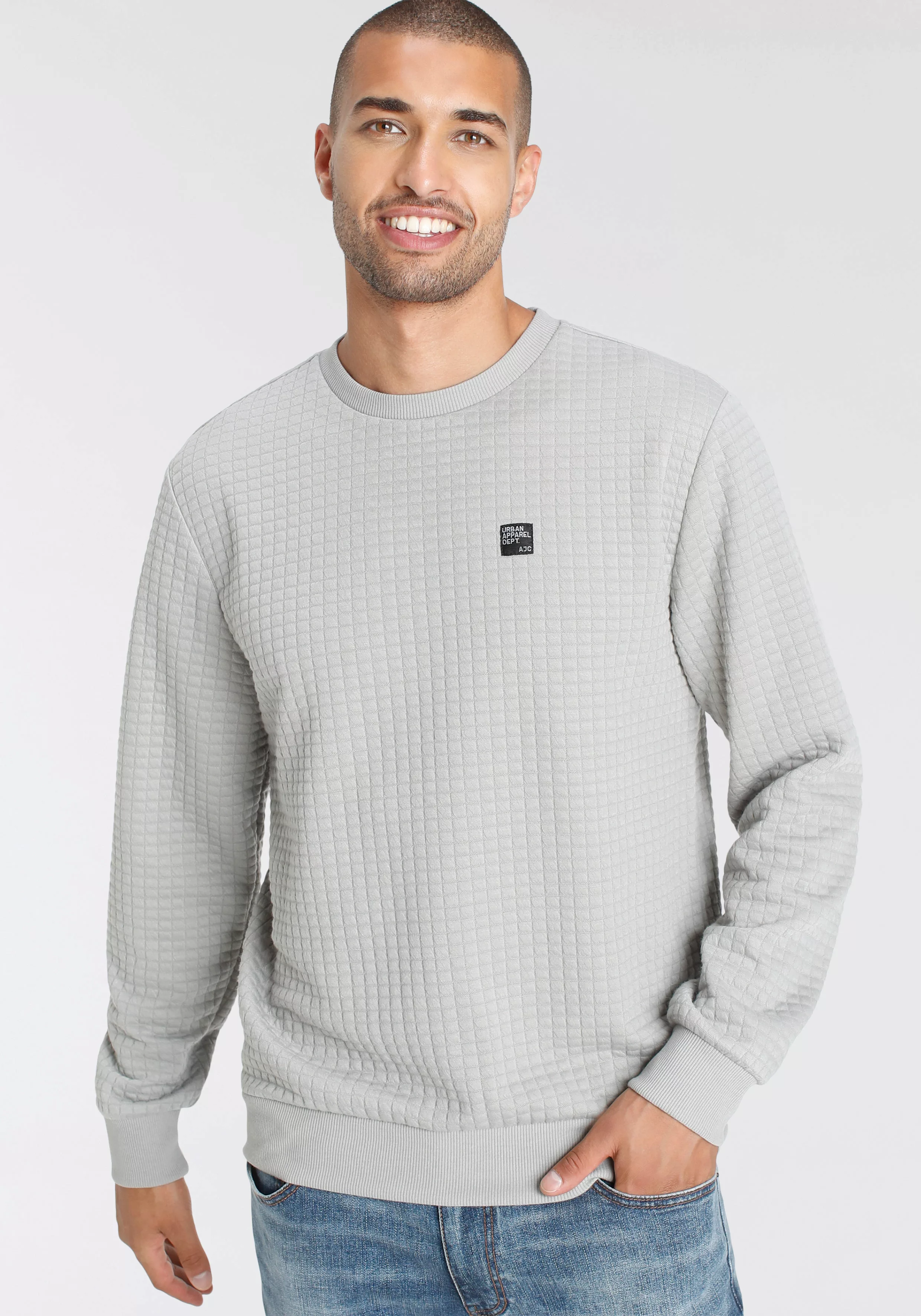 AJC Sweatshirt, mit spezieller Materialstruktur und Logobadge günstig online kaufen