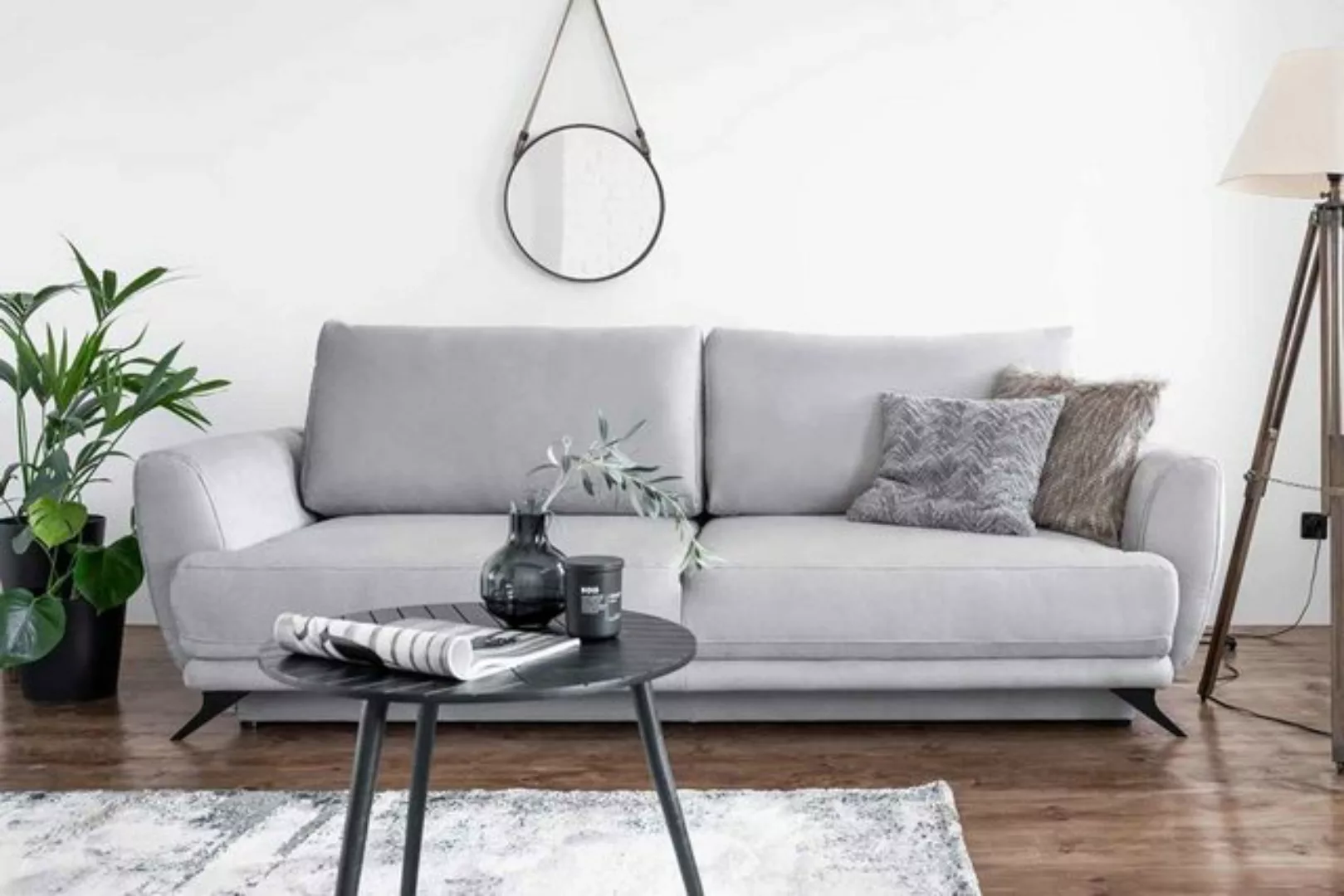 Luxusbetten24 Schlafsofa Designer Sofa Megan, mit Schlaffunktion und Staura günstig online kaufen